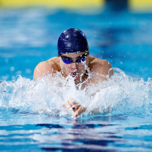 epa08047284 Anton Sveinn McKee of Iceland competes in the Men's 200m Breaststroke Final at the LEN European Short Course Swimming Championships 2019 in Glasgow, Scotland, Britain, 5th December 2019.  EPA-EFE/ROBERT PERRY